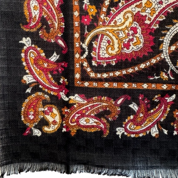 Black Paisley Medallion Square Scarf - Picture 4 of 8